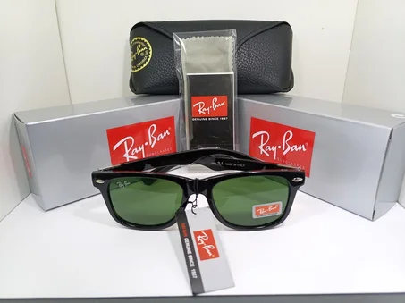 Lunette de soleil Ray.Ban en verre made in ITALY.نظارات شمسية راي بان من الزجاج صنع ايطالي