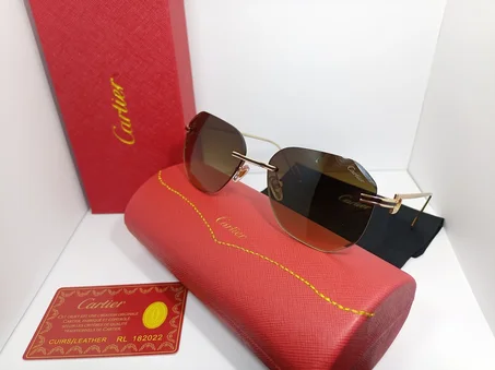 lunette se doleil percée  Cartier